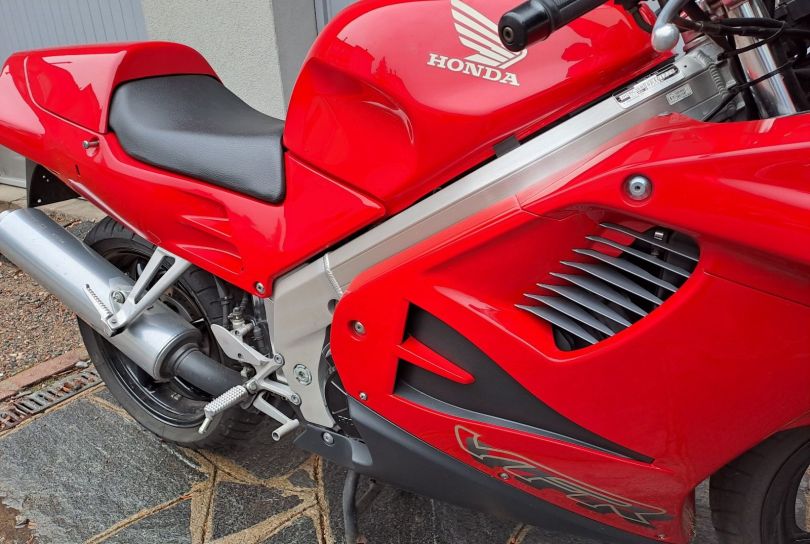 Honda VFR750 RC36, CHF 3.000,00