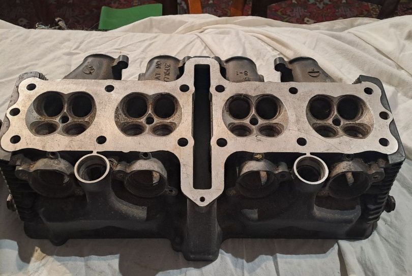 Cilindri testa e pistoni Cosworth  Suzuki GSX 1100