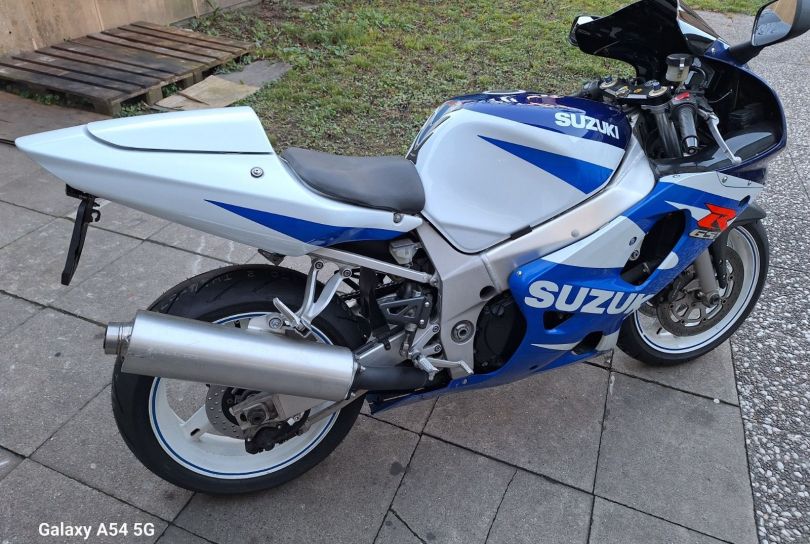 SUZUKI GSXR 600 2001, CHF 2.790,00, Bellinzona