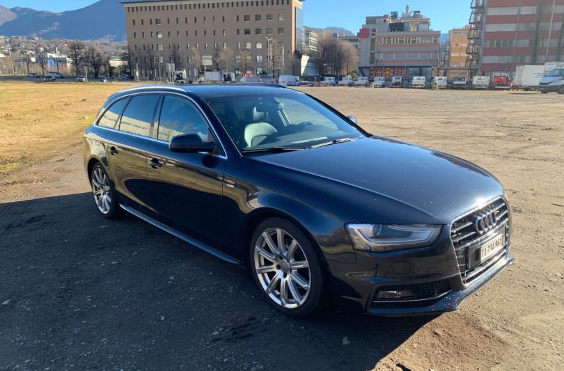 Audi A4 1.8TFSI S-Line