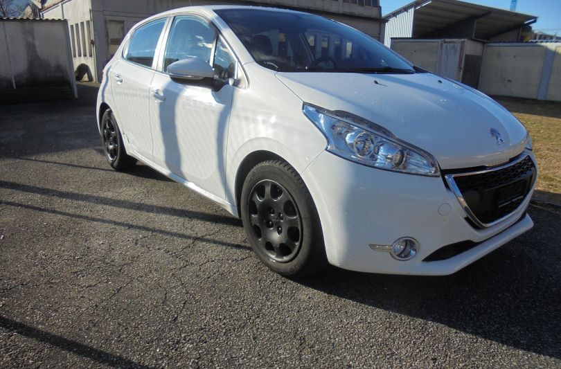 Peugeot 208 1.2 VTI