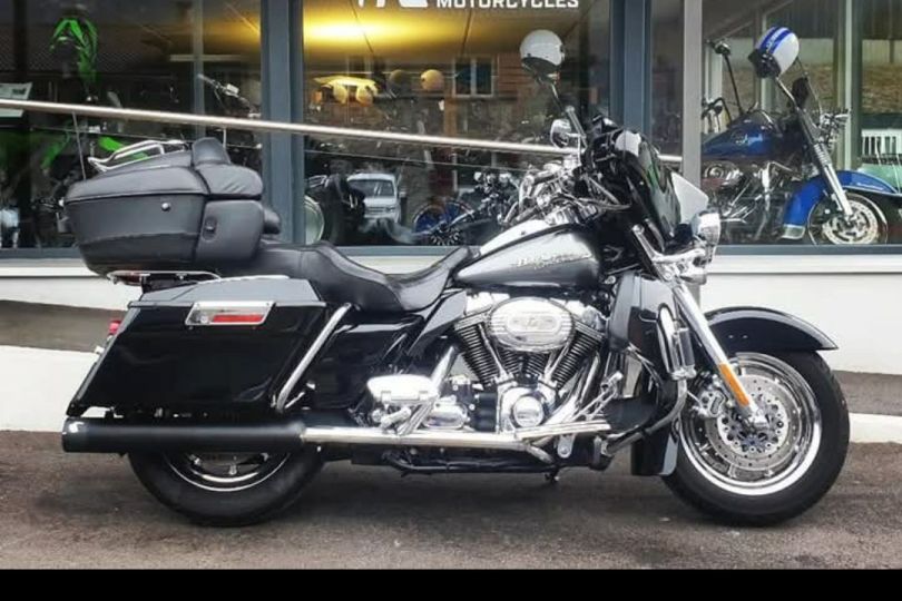 Harley-Davidson Elektra Glide 110 CVO, CHF 10.900,00