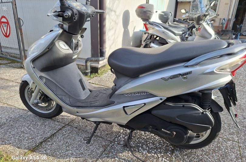 SCOOTER SYM VS 125   13000km, CHF 1.000,00, Bellinzona