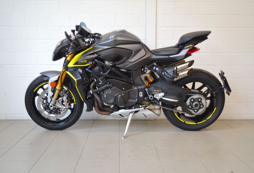 MV AGUSTA B4 Brutale 1000 RR, CHF 19.490,00, Camorino