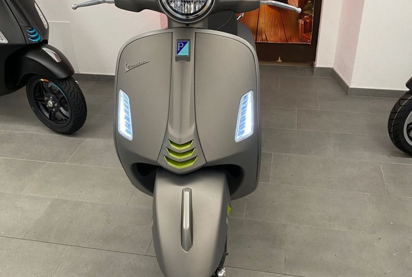 Vespa GTS 300 Super Teck, CHF 6.300,00, Lugano