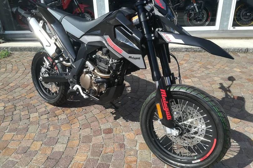 MALAGUTI  SM 125 ABS IN PRONTA CONSEGNA, CHF 3.995,00, Bellinzona