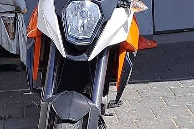 KTM 990 SUPERMOTO T, CHF 6.490,00, Bellinzona