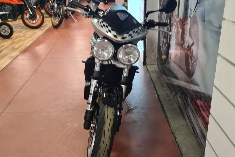 TRIUMPH Speed Triple 955i, Manno, Switzerland