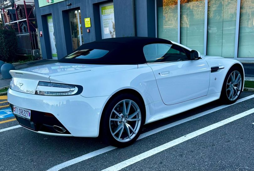 ASTON MARTIN VB BANTAGE R, Switzerland