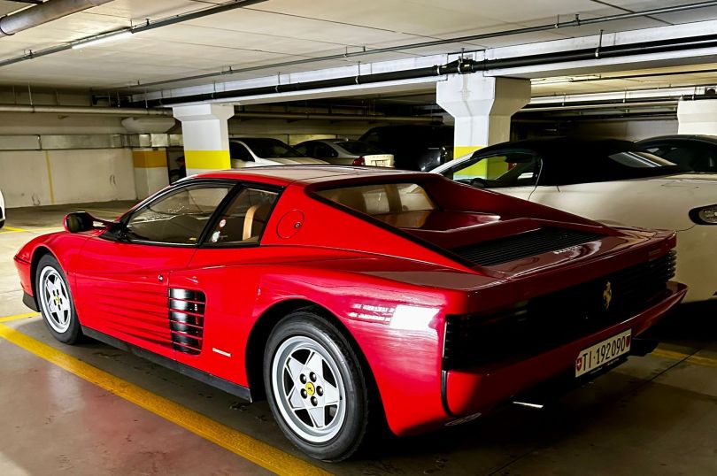 FERRARI TESTAROSSA, Switzerland