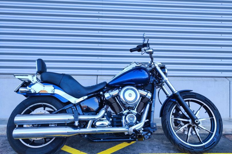 Harley Davidson FXLR 107 Bellissima, Camorino, Schweiz