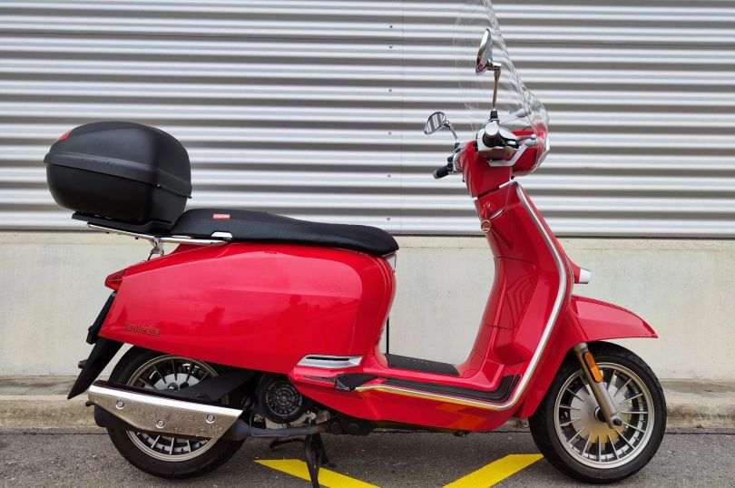 Scooter Lambretta V-125, Camorino, Schweiz