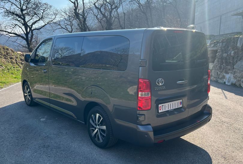 Noleggio Toyota Proace Verso, CHF 135,00