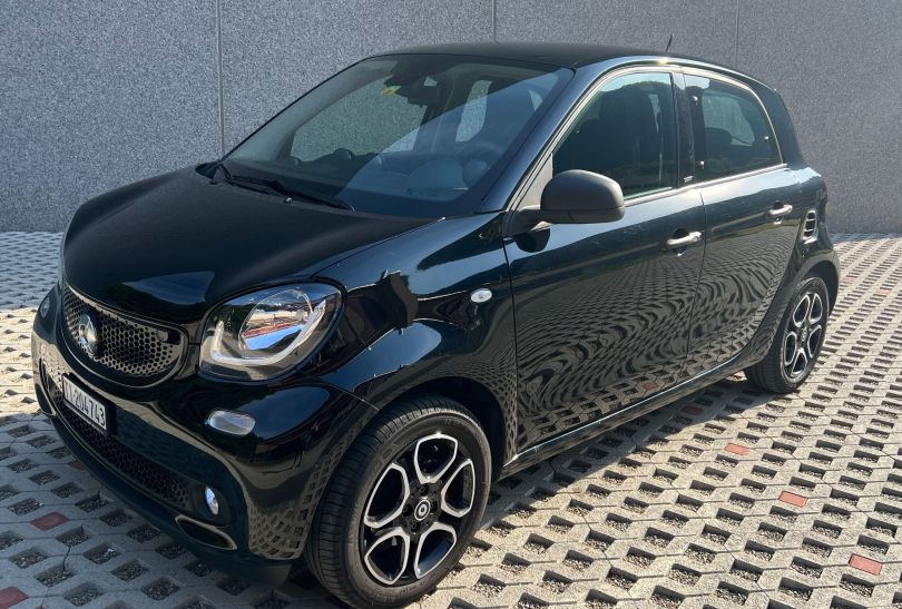 Noleggio Smart ForFour , CHF 52,00