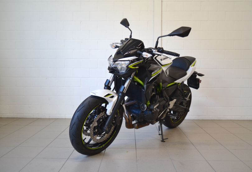 Kawasaki Z 650 - Possibile a 35kW, Camorino, Switzerland