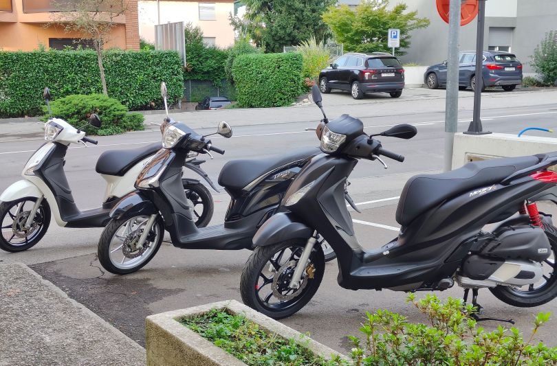 Piaggio Vespa 125 nuova, Pregassona, Switzerland