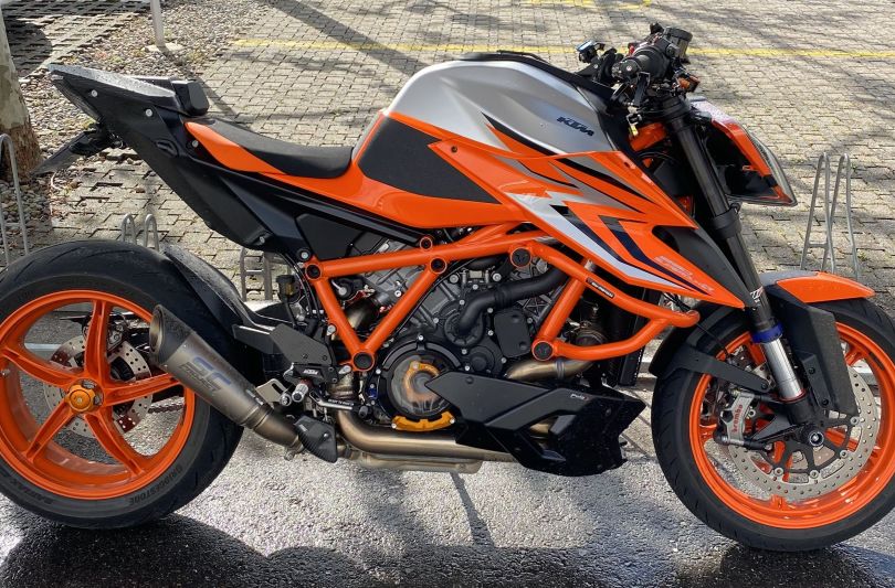 KTM superduke 1290 R EVO, Lumino, Switzerland