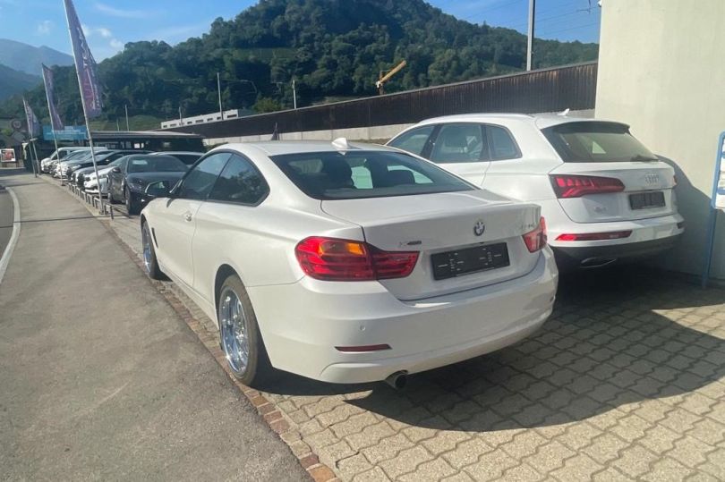 BMW 420i Coupé xDrive Sport Line