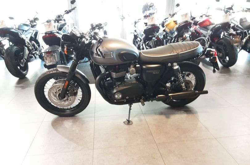 Triumph Bonneville T120 , Lamone, Switzerland