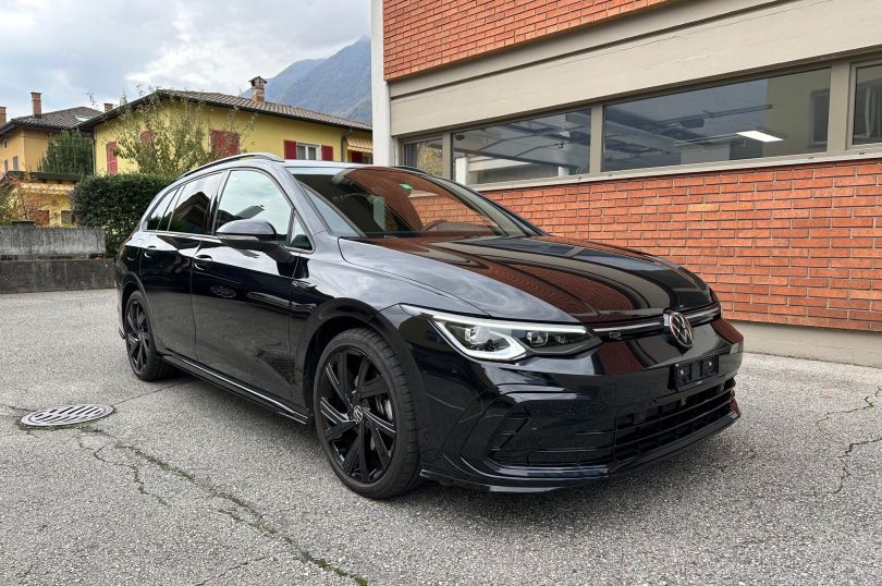 VW Golf Variant 2.0 TSI R-Line 4Motion, Giubiasco, Switzerland