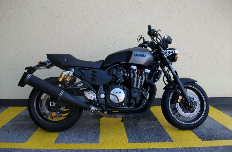 YAMAHA XJR1300, Minusio, Schweiz Kostenlose Kleinanzeigen in der Schweiz