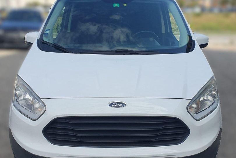 Ford Transit Courier in vendita , Mendrisio, Schweiz